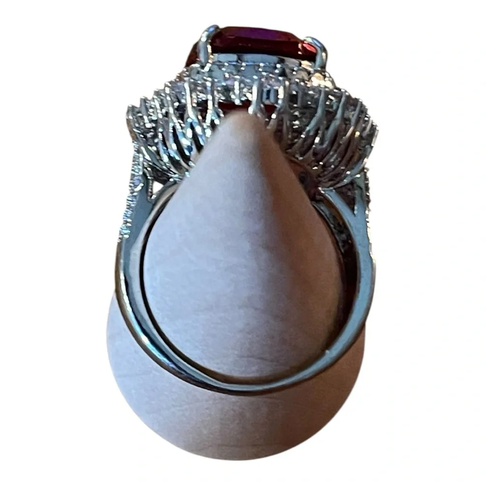 Sterling Silver Crystal Ring. Red. Gorgeous!